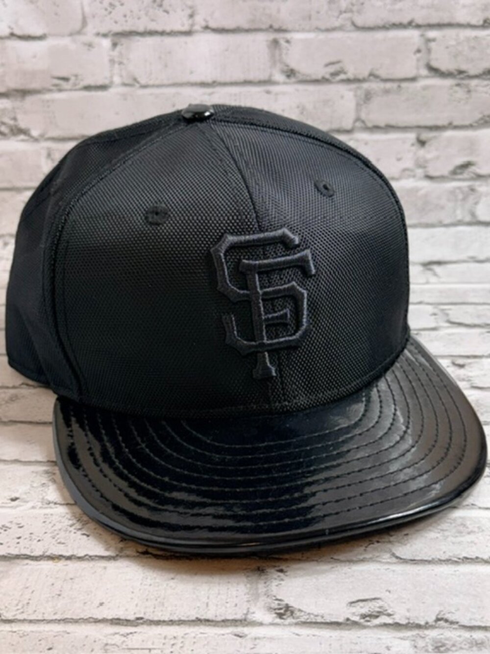 Vintage San Francisco Giants Baseball Hat Cap All Black 7 and 3/4 Fitted MLB Era